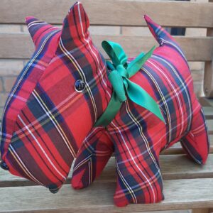 Scottie – Red Tartan